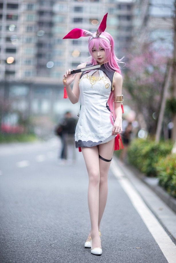 南宫作品 八重樱 [30图片/10MB]